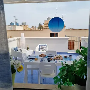 Le Petite Maison Apartment